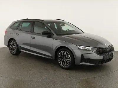 Neu Skoda Octavia SportLine 150 PS (110 kW) 2026 Grau Kombi