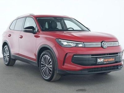 Gebraucht VW Tiguan Design 150 PS (110 kW) 2025 Rot SUV