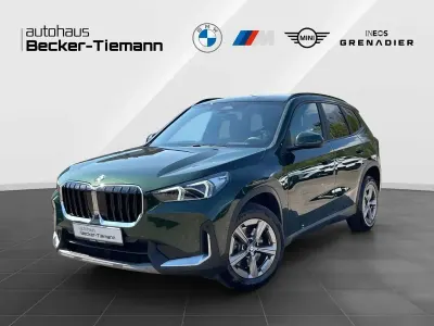 Gebraucht BMW X1 Comfort Edition 170 PS (125 kW) 2023 Sanremo green SUV