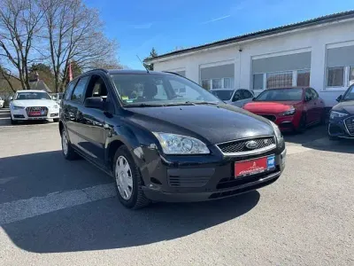Gebraucht Ford Focus Trend 101 PS (74 kW) 2006 Schwarz Kombi