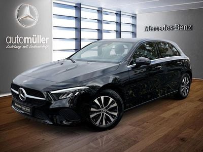Gebraucht Mercedes A180 136 PS (100 kW) 2025 Schwarz Limousine