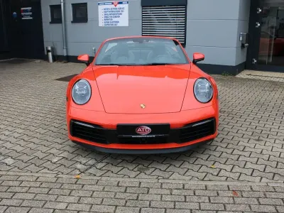Gebraucht Porsche 911 Carrera Cabriolet 450 PS (330 kW) 2019 Orange Cabrio