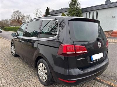 Gebraucht VW Sharan Comfortline 184 PS (135 kW) 2017 Schwarz Van / Kleinbus