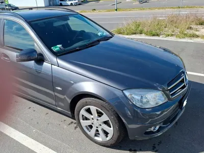 Gebraucht Mercedes C180 156 PS (114 kW) 2010 Grau Kombi