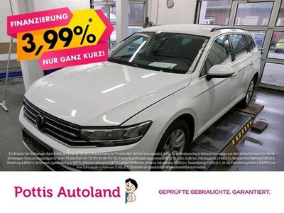 Weiss Gebraucht 2023 VW Passat Business Kombi | 21.777 € (Fairer Preis)