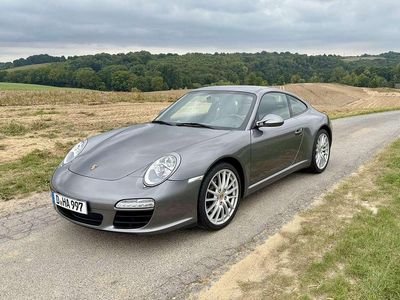Porsche 911 Carrera