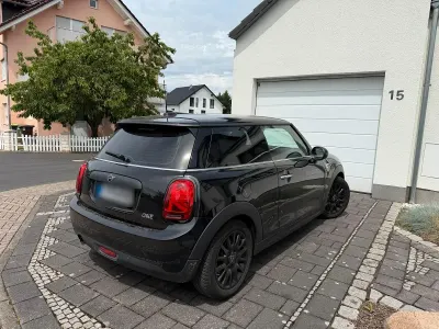 Gebraucht Mini ONE 102 PS (75 kW) 2019 Schwarz Kleinwagen