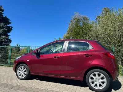 Brugt Mazda 2 75 HK (55 kW) 2011 Rød Hatchback
