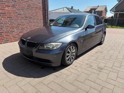 Brugt BMW 318 129 HK (94 kW) 2007 Sedan