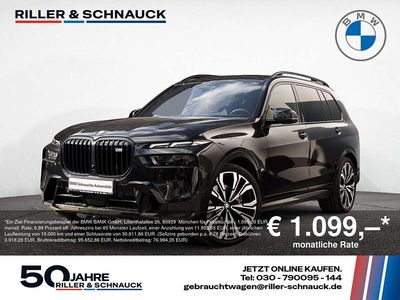 Second-hand BMW X7 Exclusive 530 CP (389 kW) 2023 Negru SUV