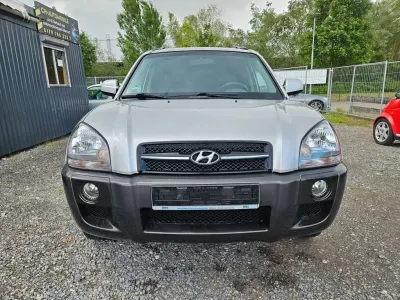 Gebraucht Hyundai Tucson 140 PS (102 kW) 2007 Silber SUV
