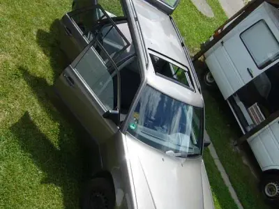 Gebraucht Mercedes 230 132 PS (97 kW) 1988 Grau Kombi