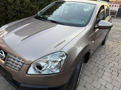 Gebraucht Nissan Qashqai Acenta 150 PS (110 kW) 2009 Beige SUV