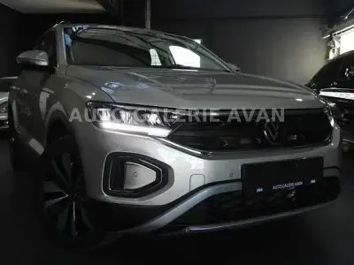 Begagnad VW T-Roc Move 110 HK (80 kW) 2023 Silver SUV
