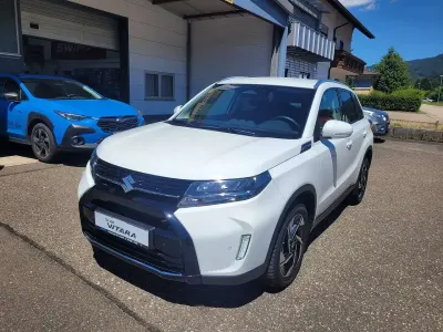 Gebraucht Suzuki Vitara Comfort+ 140 PS (102 kW) 2024 Superior white SUV