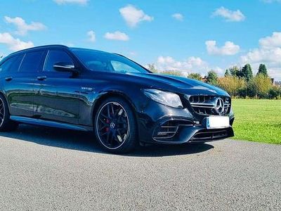 Mercedes E63 AMG