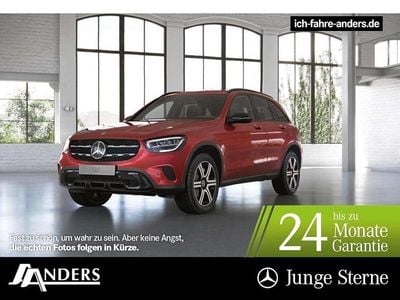 Gebraucht Mercedes GLC300e Night 194 PS (142 kW) 2022 Designo hyazinthrot SUV