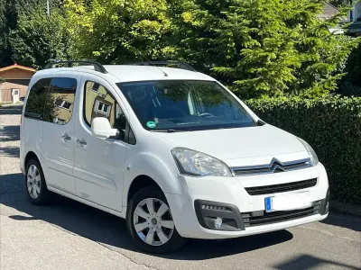Gebraucht Citroën Berlingo SELECTION 98 PS (72 kW) 2015 Schwarz Van / Kleinbus