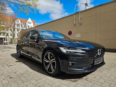 Second-hand Volvo V60 Plus 197 CP (144 kW) 2022 Gri Break