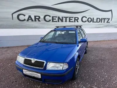 Usata Skoda Octavia Ambiente 116 CV (85 kW) 2002 Blu Berlina