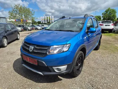 Gebraucht Dacia Sandero Prestige 90 PS (66 kW) 2014 Blau Limousine