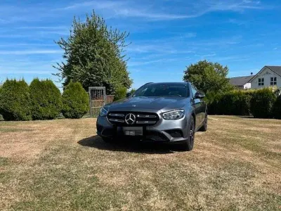 Gebraucht Mercedes E220 All-Terrain AMG 200 PS (147 kW) 2023 Grau Kombi