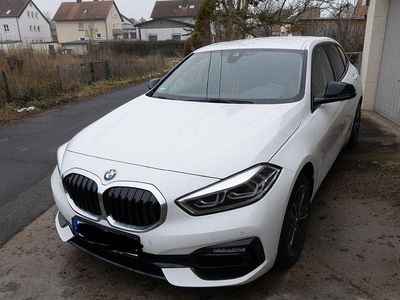 Gebraucht BMW 118 Sport Line 140 PS (102 kW) 2020 Weiß Kleinwagen