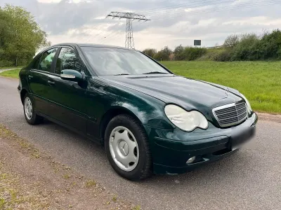 Second-hand Mercedes C220