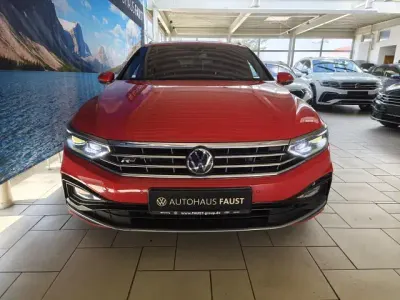 Brugt VW Passat R-line 150 HK (110 kW) 2023 Rød Stationcar