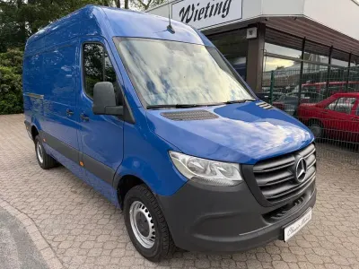 Gebraucht Mercedes Sprinter 163 PS (119 kW) 2019 Blau Van