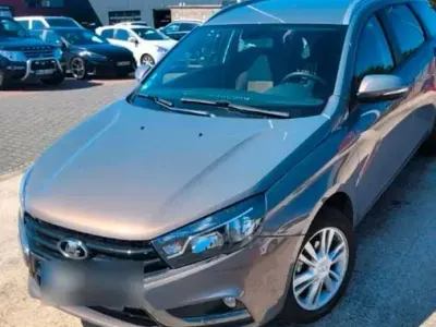 Second-hand Lada Vesta 106 CP (77 kW) 2018 Bej Break