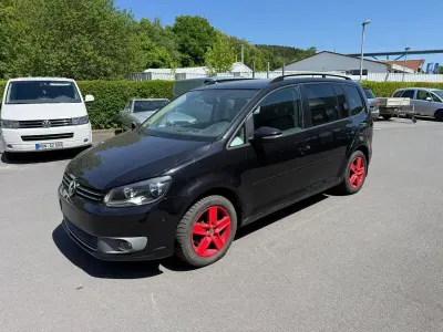 Gebraucht VW Touran 140 PS (102 kW) 2011 Schwarz Van / Kleinbus