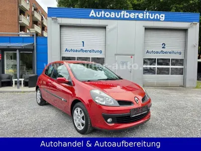 Gebraucht Renault Clio III Dynamique 88 PS (64 kW) 2006 Rot Limousine