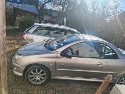Gebraucht Peugeot 206 140 PS (102 kW) 2003 Silber Cabrio
