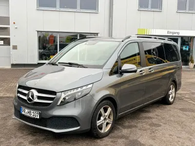 Gebraucht Mercedes V250 Edition 190 PS (139 kW) 2023 Grau Van / Kleinbus