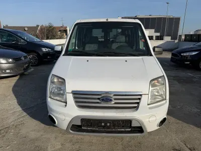 Gebraucht Ford Tourneo 110 PS (80 kW) 2012 Weiß Van / Kleinbus