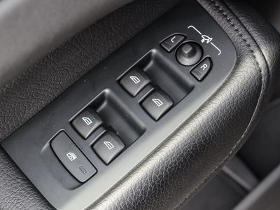 Gebraucht Volvo XC60 Inscription 197 PS (144 kW) 2021 Schwarz SUV