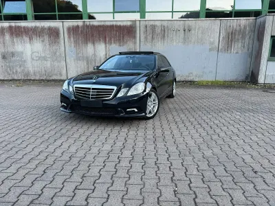 Gebraucht Mercedes E350 AMG 231 PS (169 kW) 2010 Schwarz Limousine
