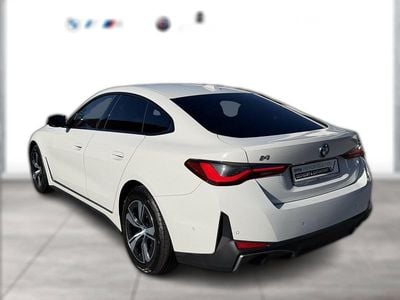 Second-hand BMW i4 Sport Line 210 kW (286 CP) 2023 Alb Berlinǎ