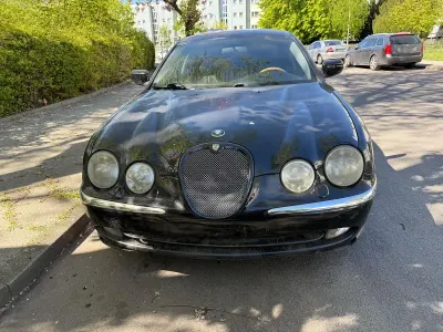 Second-hand Jaguar S-Type S 276 CP (202 kW) 2001 Negru Berlinǎ