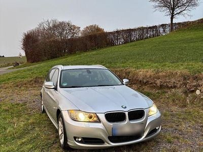 Gebraucht BMW 320 184 PS (135 kW) 2010 Kombi