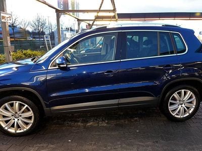 Blau Gebraucht 2009 VW Tiguan Sportline SUV | 7.500 € (Fairer Preis)