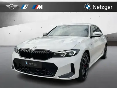 Gebraucht BMW 330 M Sport 245 PS (180 kW) 2025 Alpinweiss iii Limousine