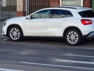 gebraucht Mercedes GLA200 d DCT -