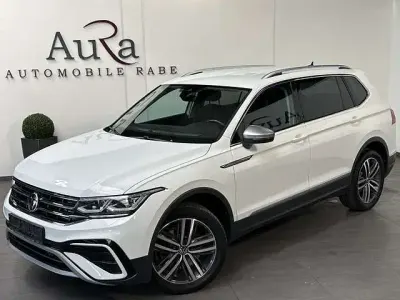 Gebraucht VW Tiguan Allspace Elegance 200 PS (147 kW) 2023 Pure white SUV