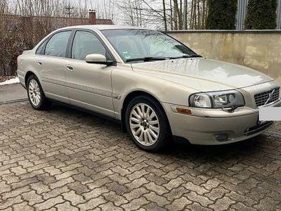Beige Gebraucht 2003 Volvo S80 Executive Limousine | 7.900 €