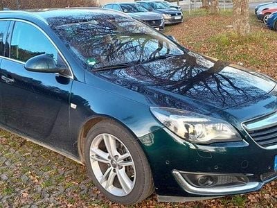 Gebraucht Opel Insignia 170 PS (125 kW) 2016 Grün Kombi