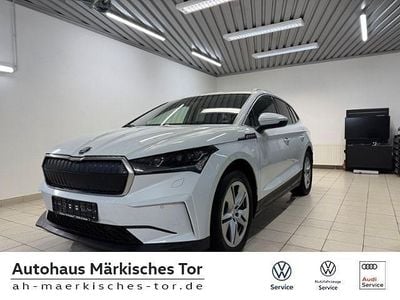 Weiß Gebraucht 2022 Skoda Enyaq iV Suite SUV | 25.990 € (Guter Preis)