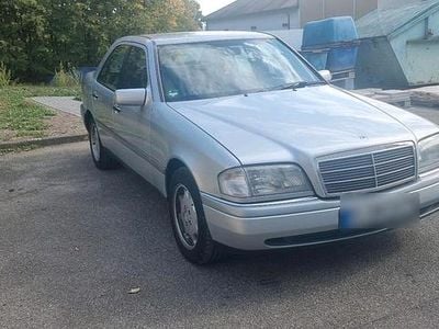Usata Mercedes 280 197 CV (144 kW) 1994 Argento Berlina