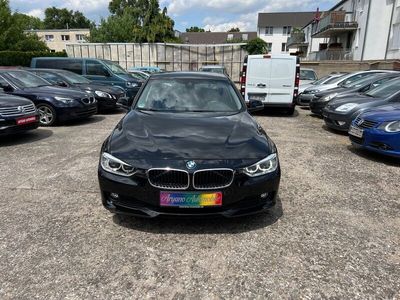 gebraucht BMW 318 Baureihe 3 Lim.*Klimaau*Xen*Navi*EU5*II Hand